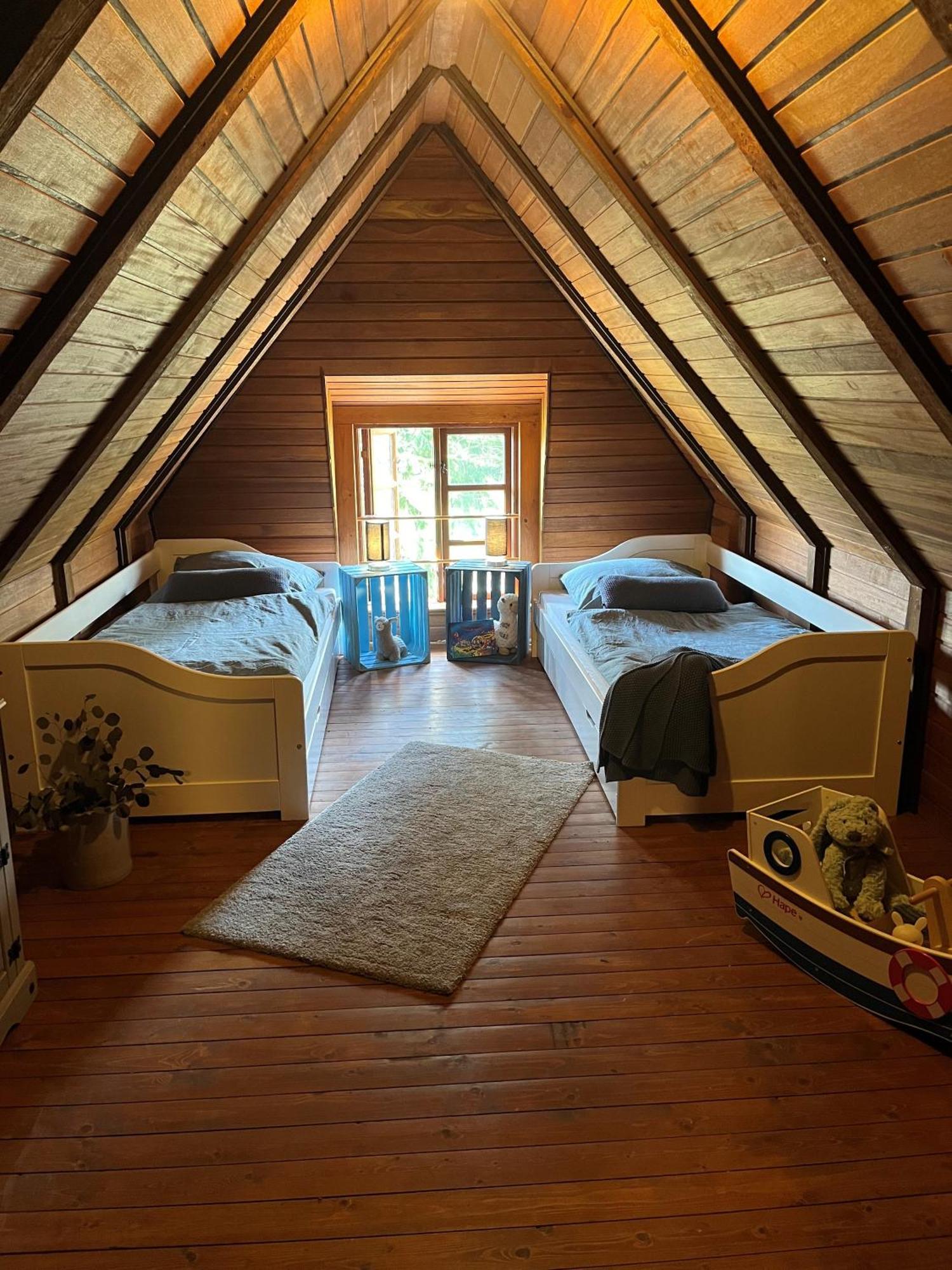 Ruhe Unter Reet-Haus Mit Sauna, Whirlpool Und Kamin Gnarrenburg Екстер'єр фото